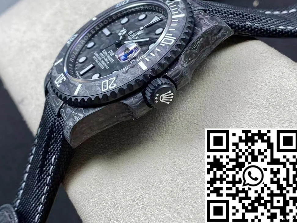 Rolex Carbon Factory Fiber DIW VS Dial Submariner 0211